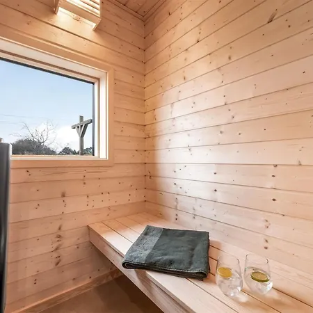 Elisenda Holiday home