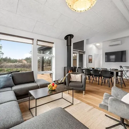 Elisenda Holiday home